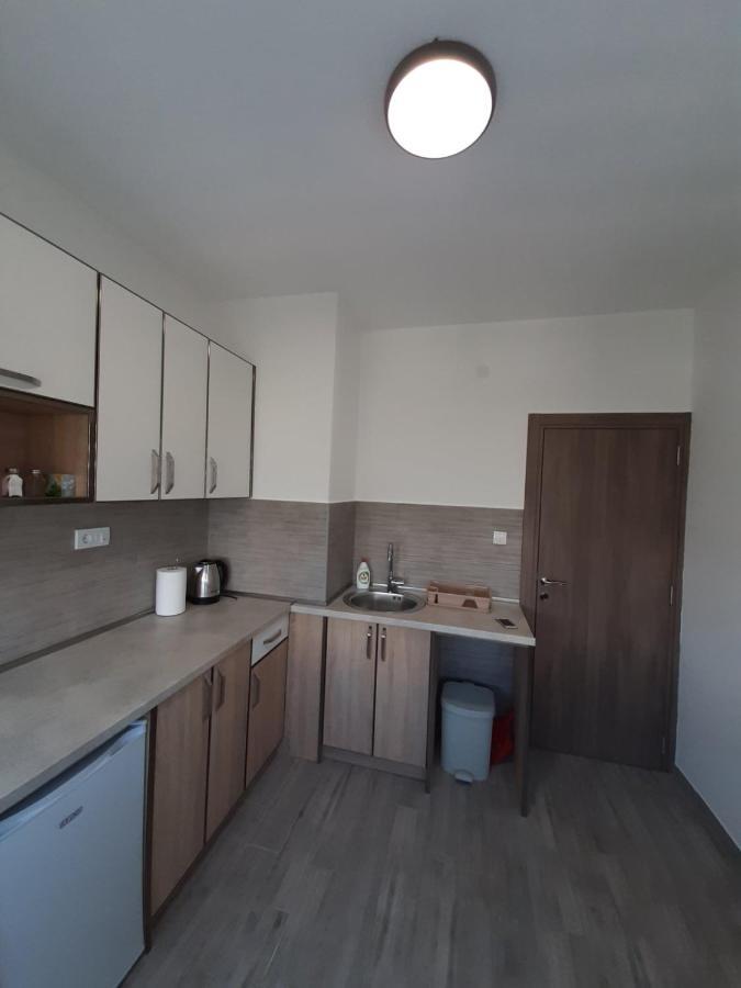 Renta Stan Apartman Odmor Podgorica Kültér fotó
